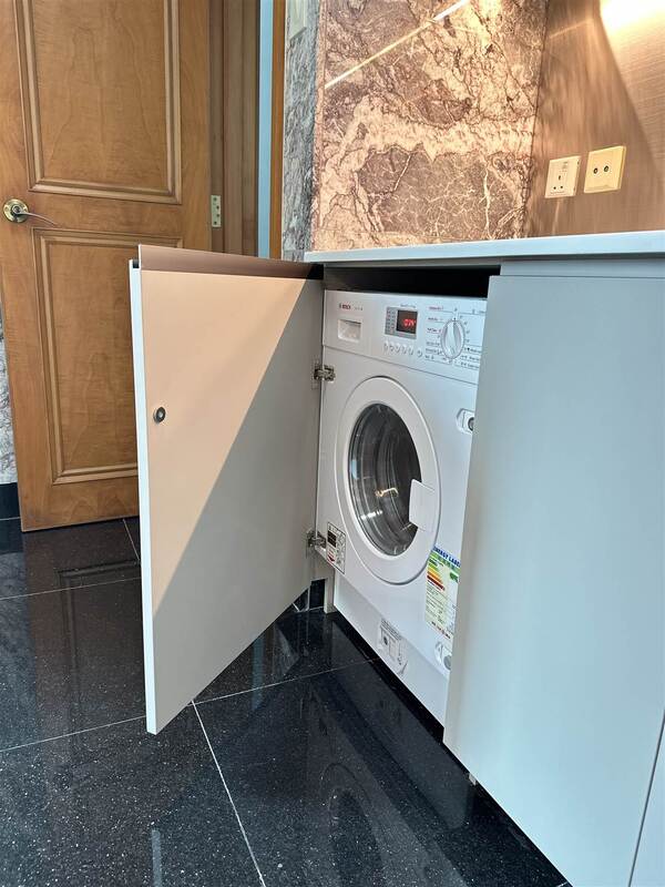 禮頓山廚櫃洗衣機位置