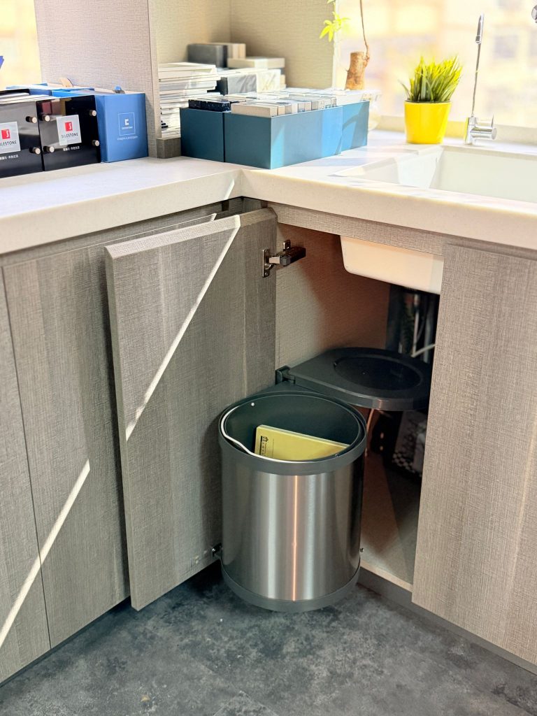 廚櫃內置垃圾桶五金物料