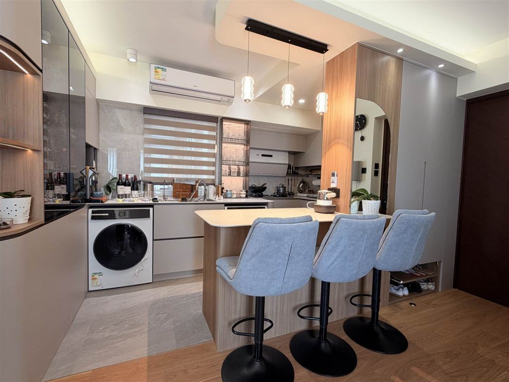 屯門市廣場開放式廚房設計